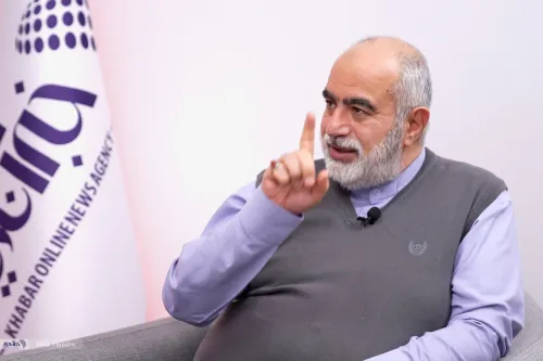 ببینید روایت حسام الدین آشنا در رابطه با یکی از راه های کنترل اینترنت شناسایی دقیق کاربران چه طور انجام می شود؟