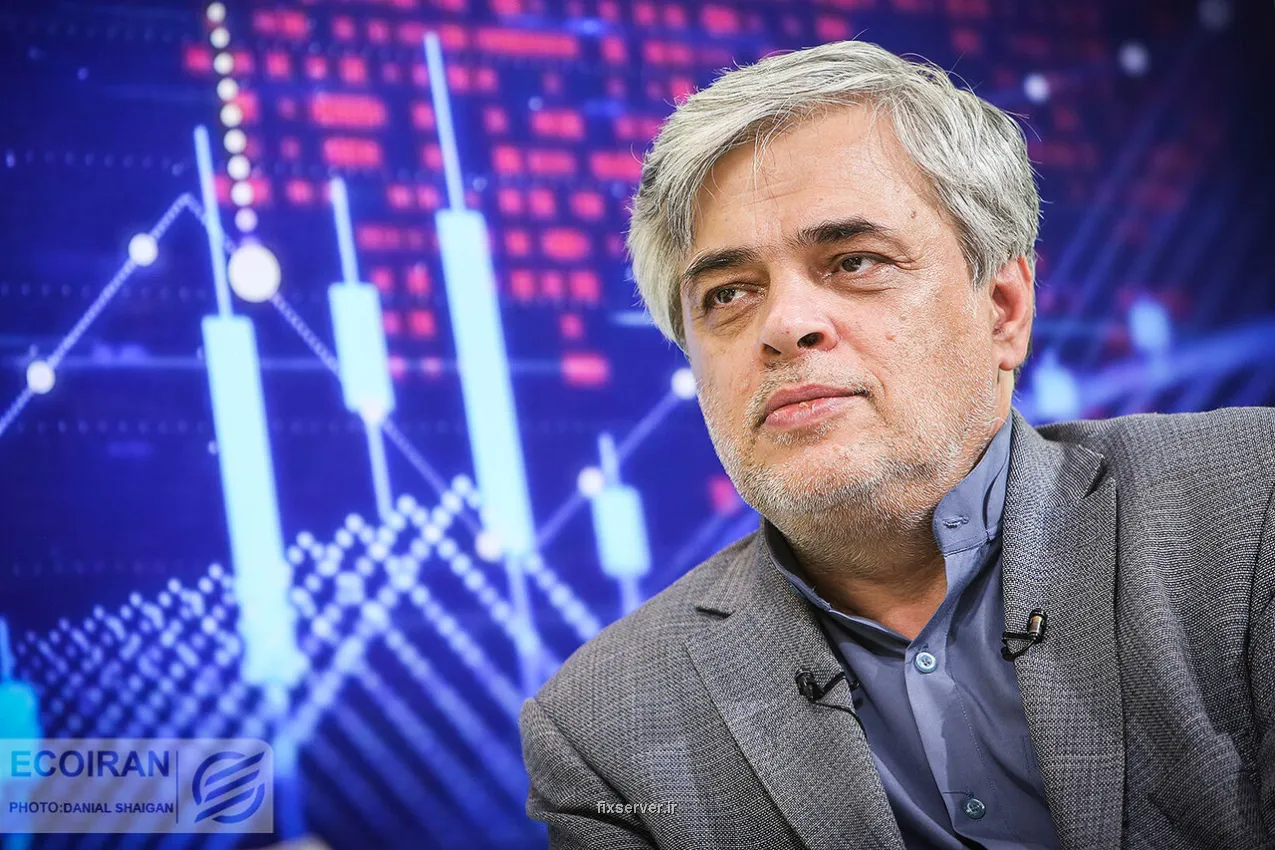 پزشکیان باید همان ابتدای دولت، ترکیب شوراهای مخالف اینترنت آزاد را تغییر می داد